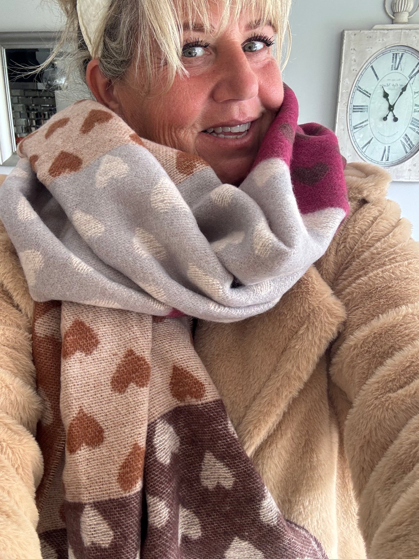 Edith luxury heart scarf by Alex Max