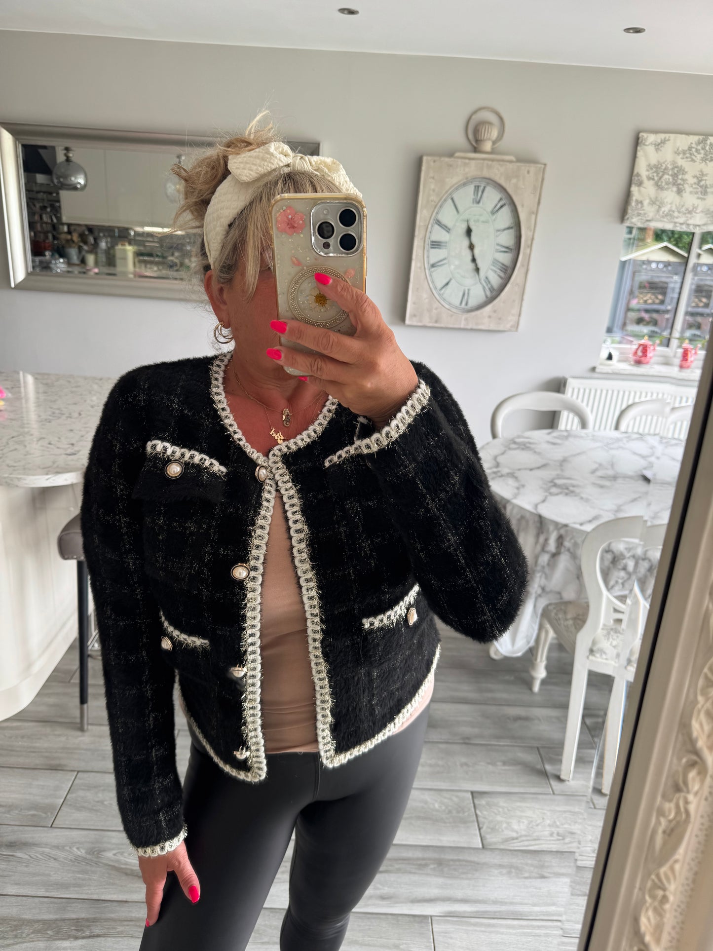 Anna short chanelesque style cardi/jacket