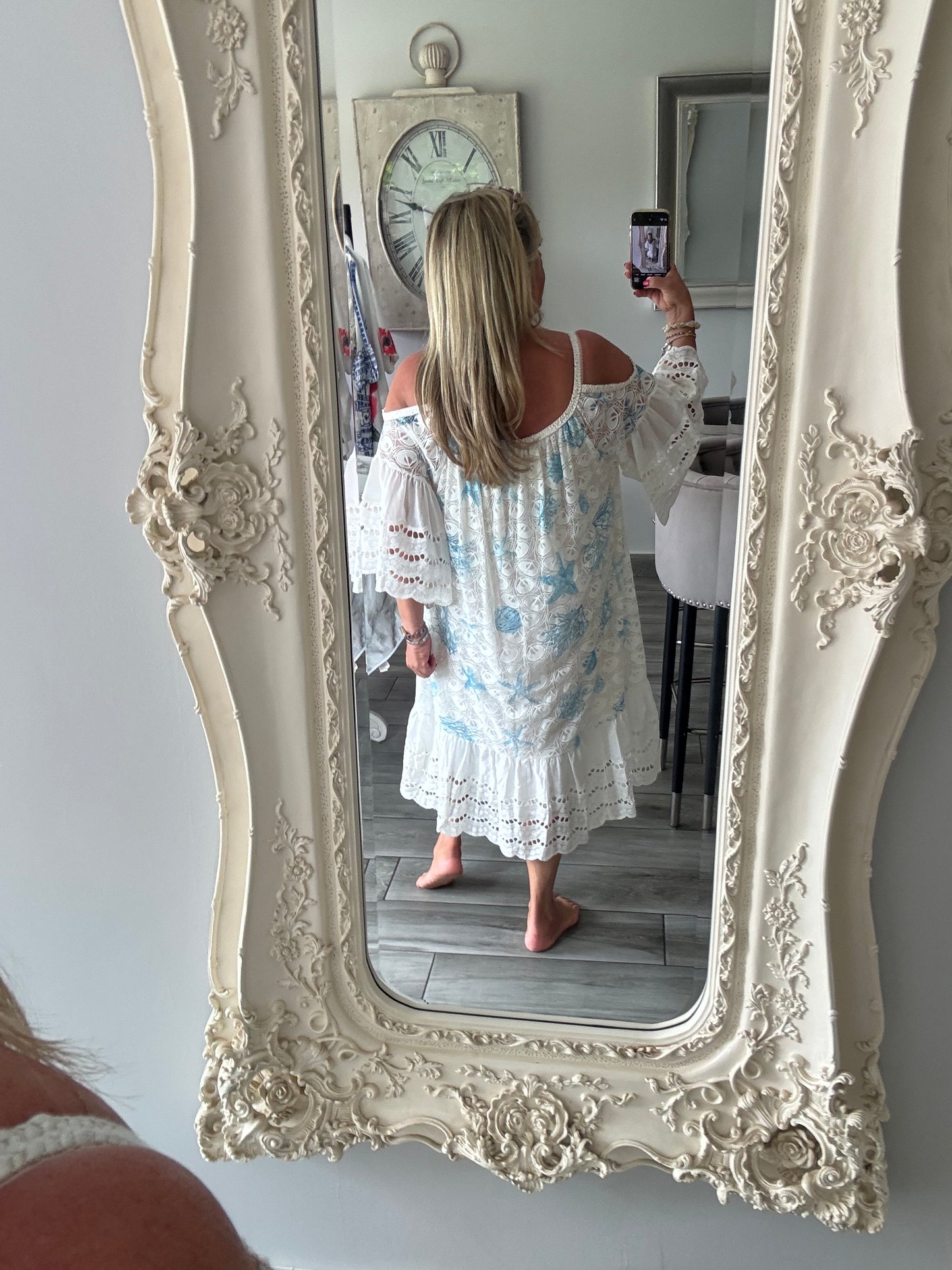 April oversized cold shoulder pretty dress