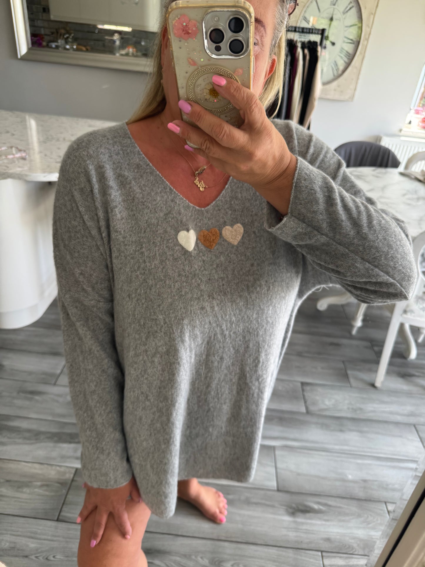 Paula oversize super soft top/lightweight jumper with 3 hearts design