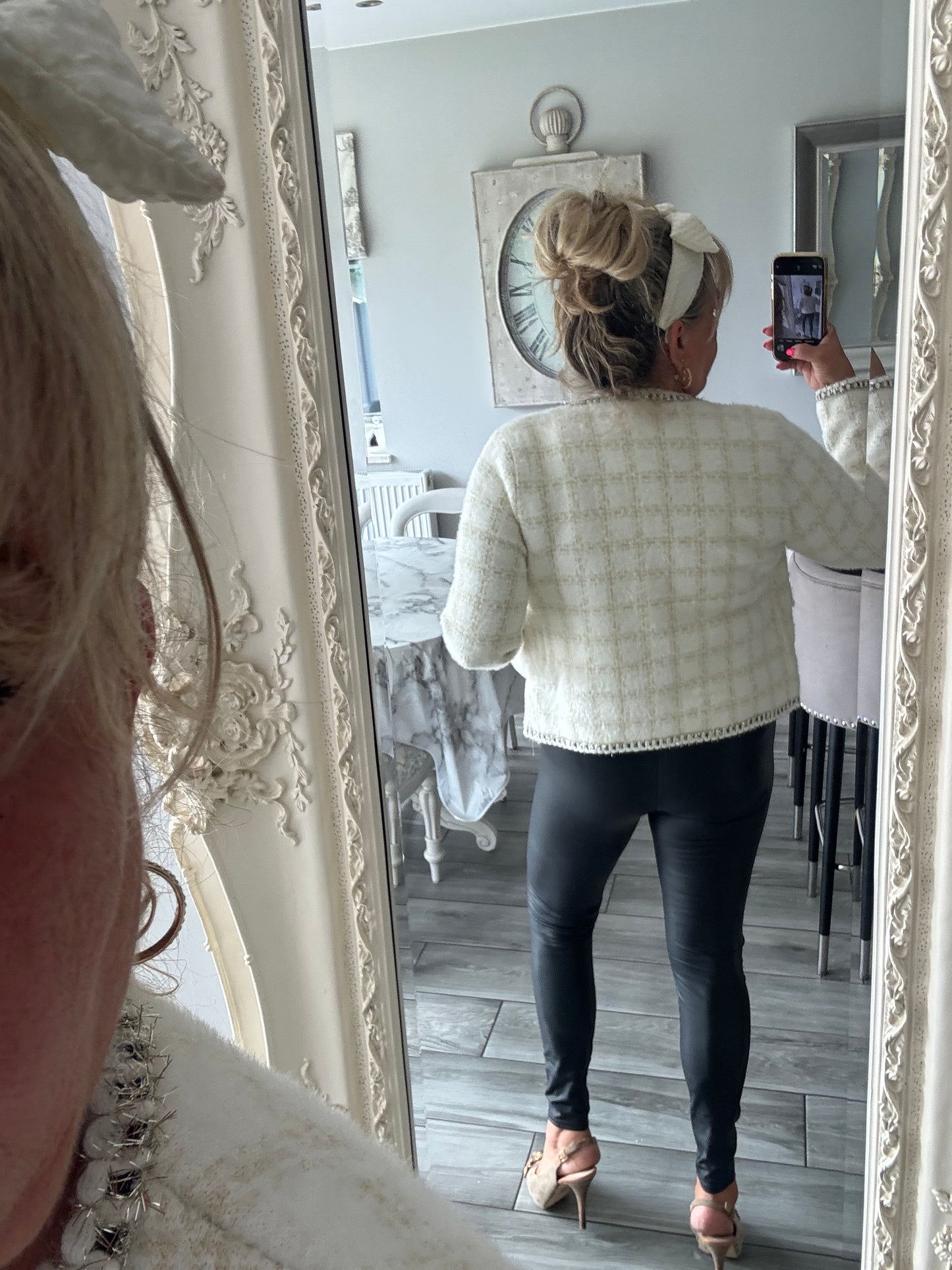 Anna short chanelesque style cardi/jacket