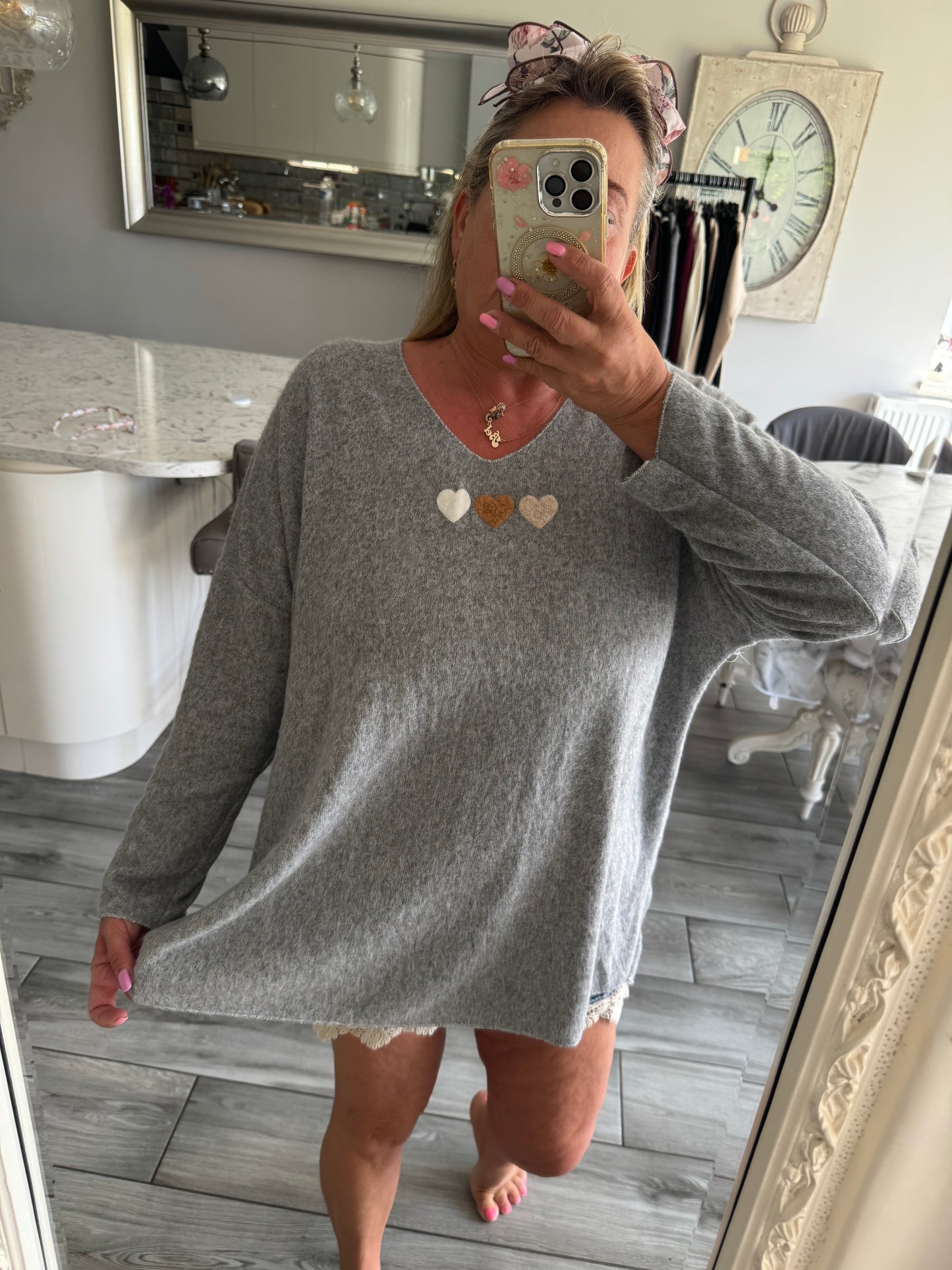 Paula oversize super soft top/lightweight jumper with 3 hearts design