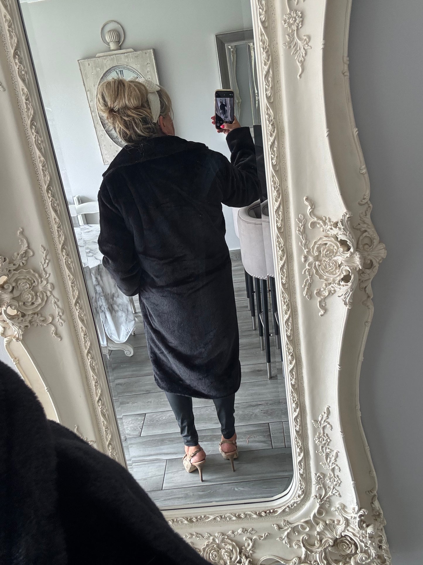 Ava super soft relaxed fit faux fur coat