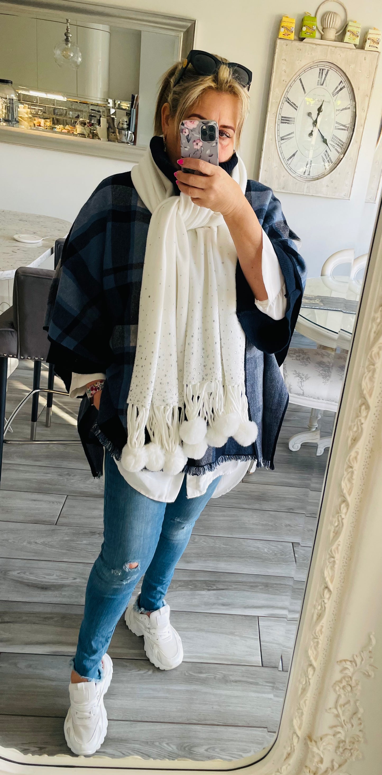 Pom Pom Pashmina/Scarf