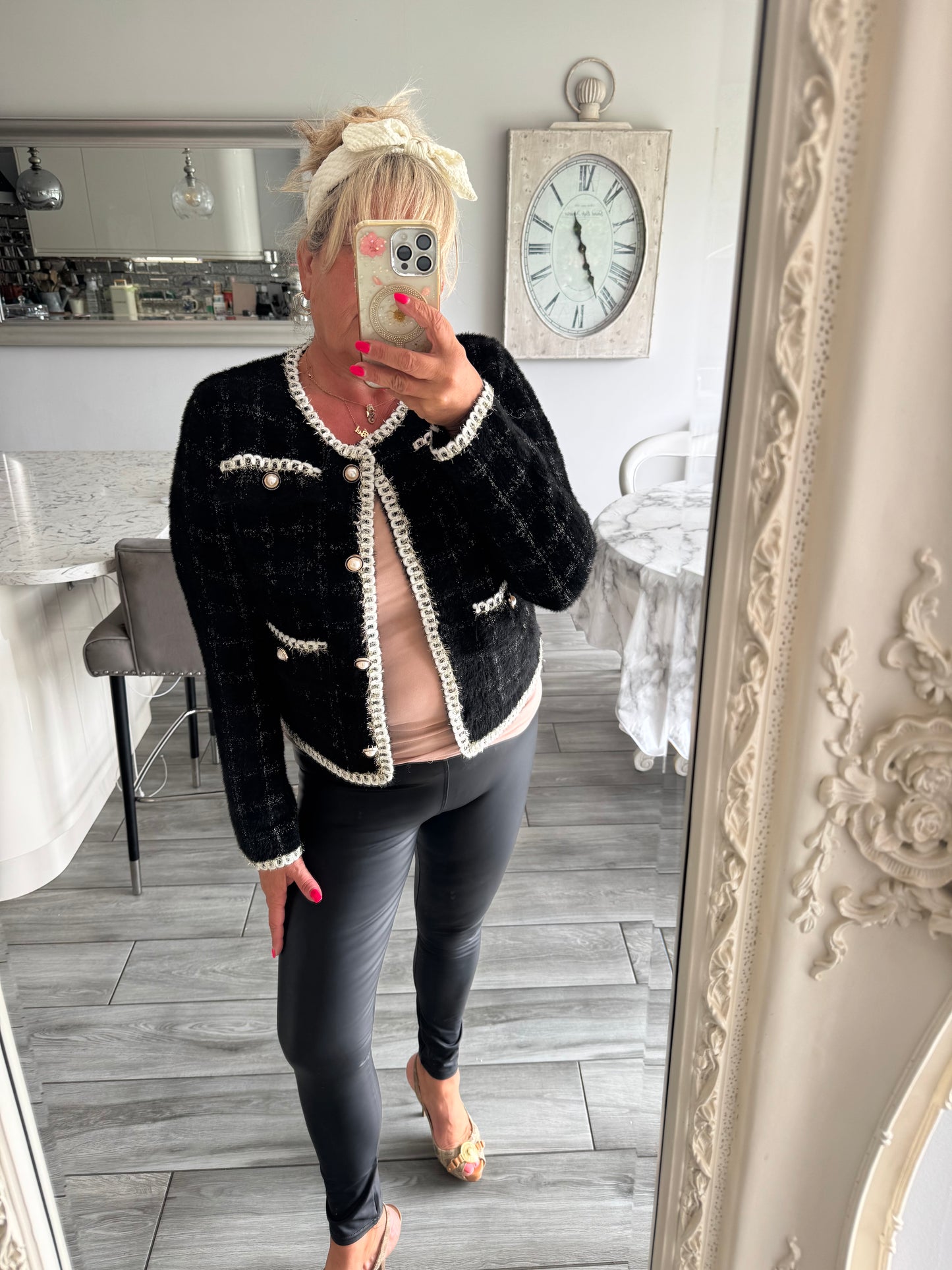 Anna short chanelesque style cardi/jacket