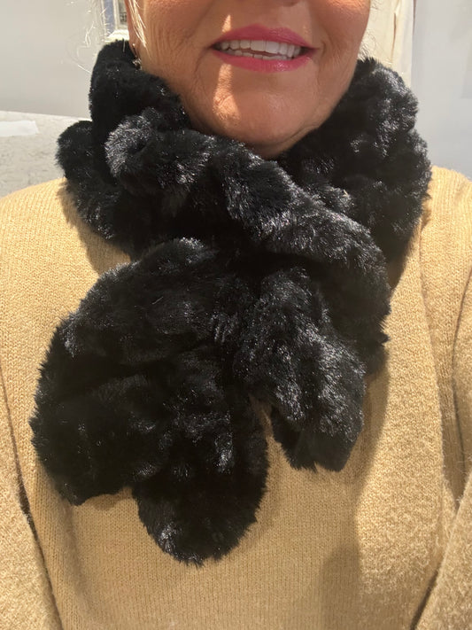 Snuggle faux fur super soft scarf