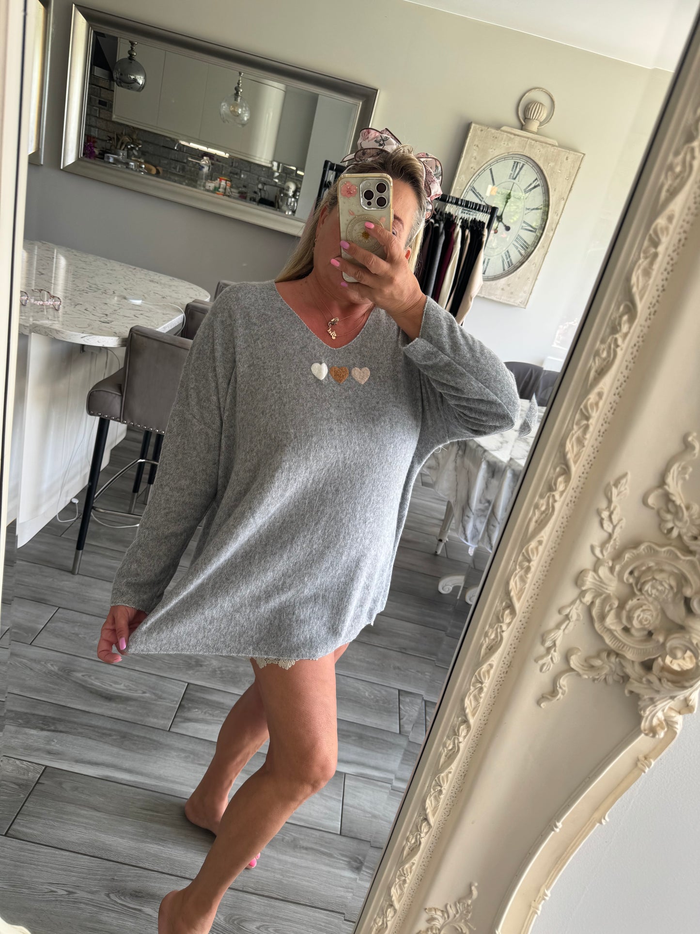 Paula oversize super soft top/lightweight jumper with 3 hearts design
