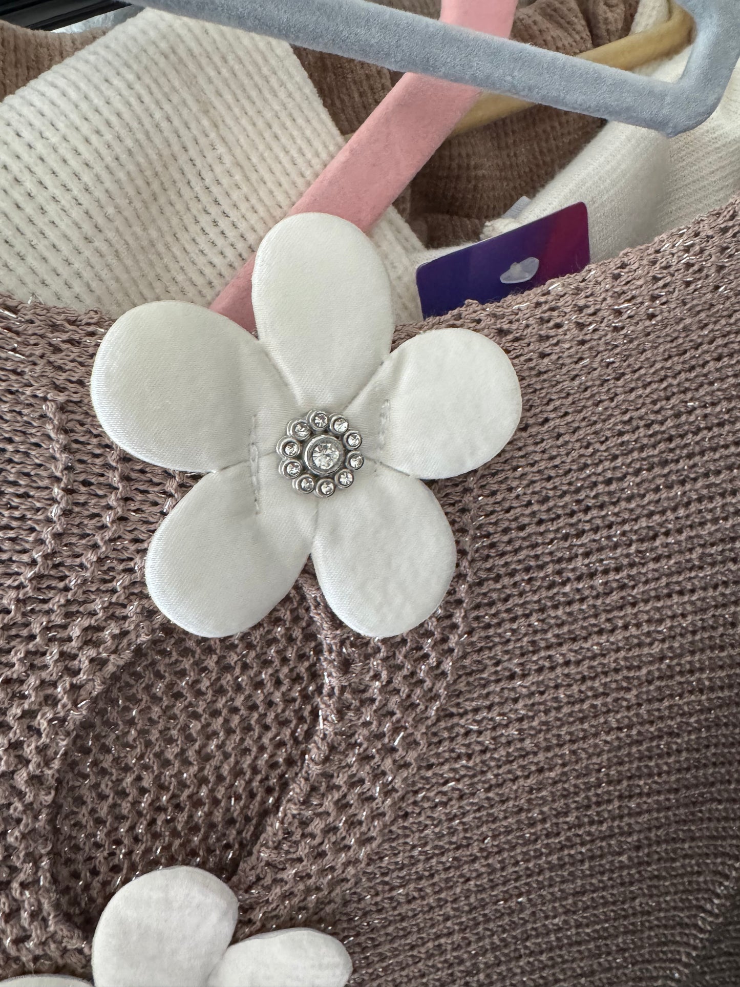 Arabella lightweight batwing jumper with silver fleck and daisies on the back