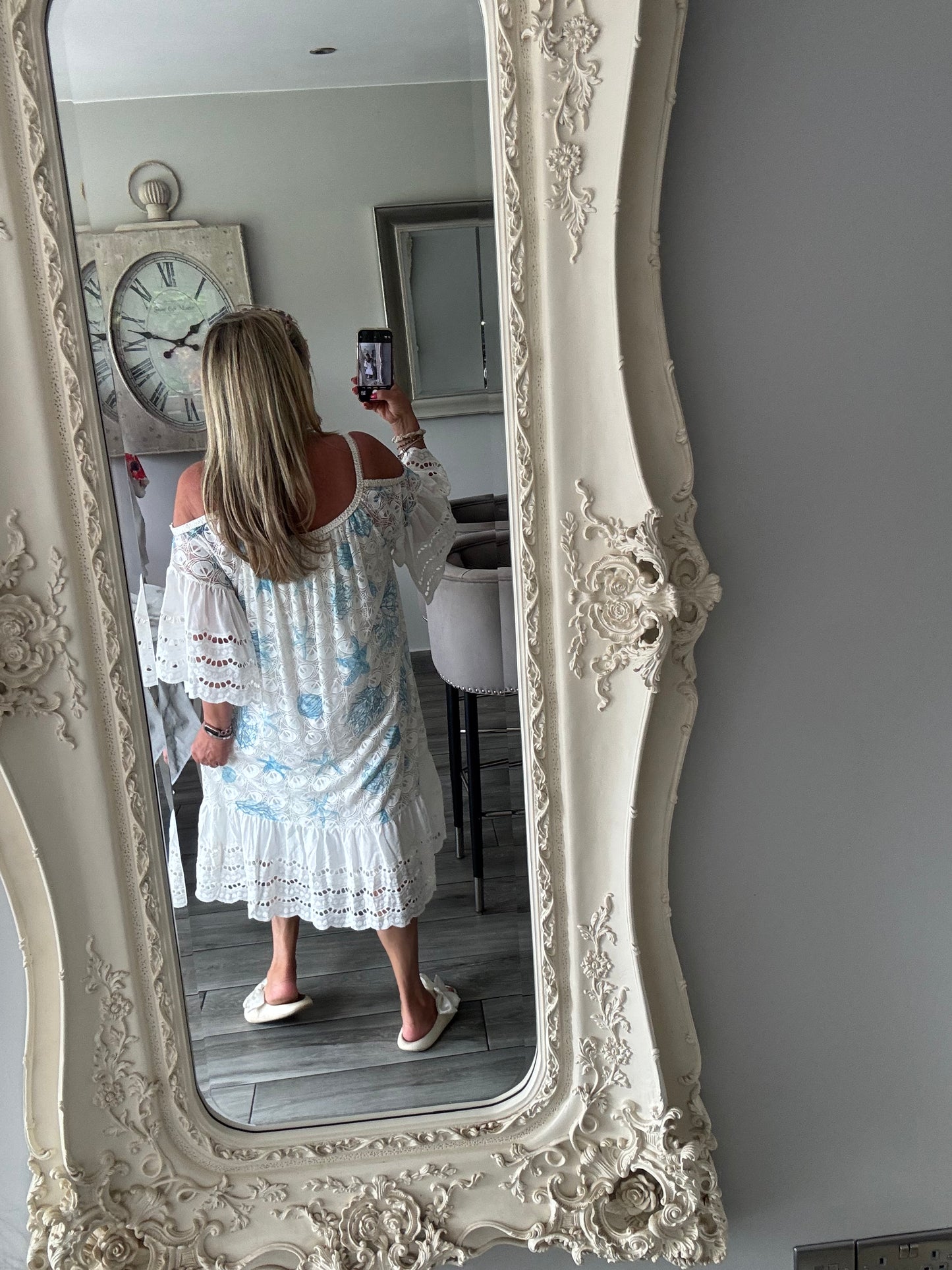 April oversized cold shoulder pretty dress