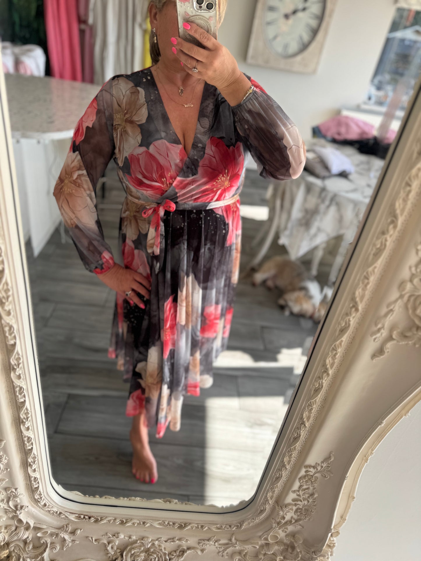 Liv elegant stylish dress