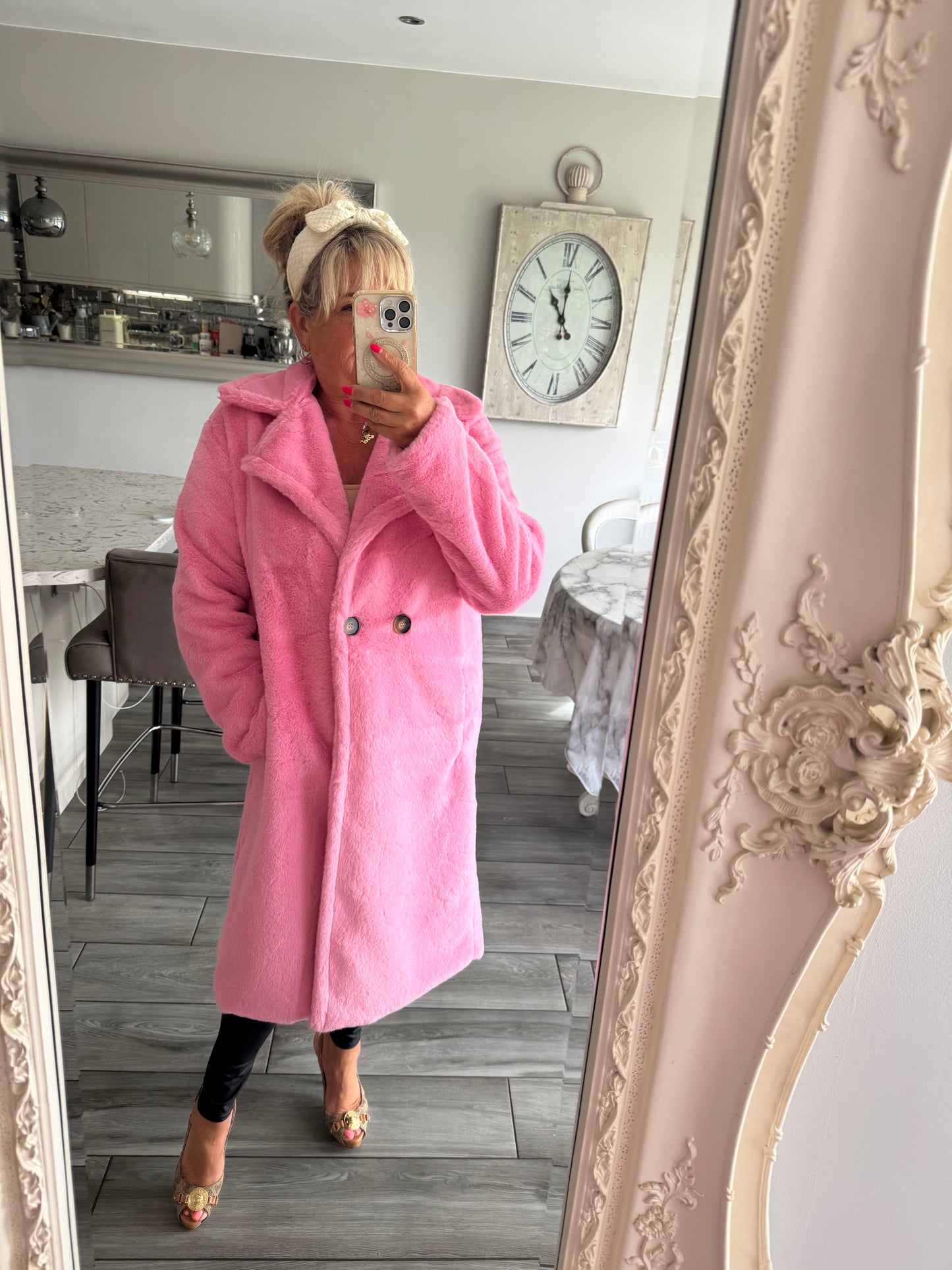 Ava super soft relaxed fit faux fur coat