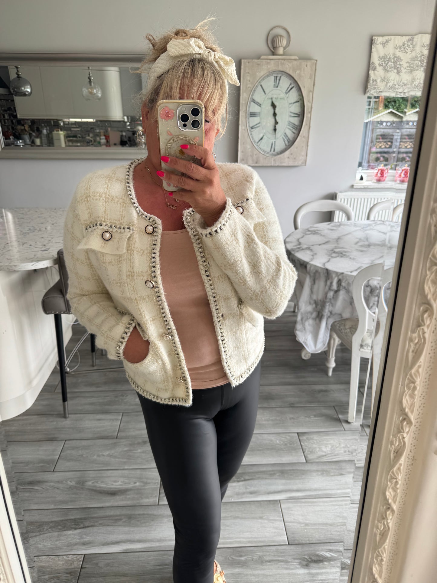 Anna short chanelesque style cardi/jacket