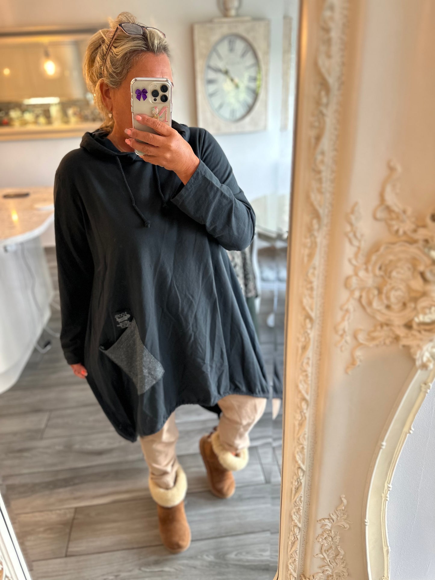 Lara by Bili oversized hoodie