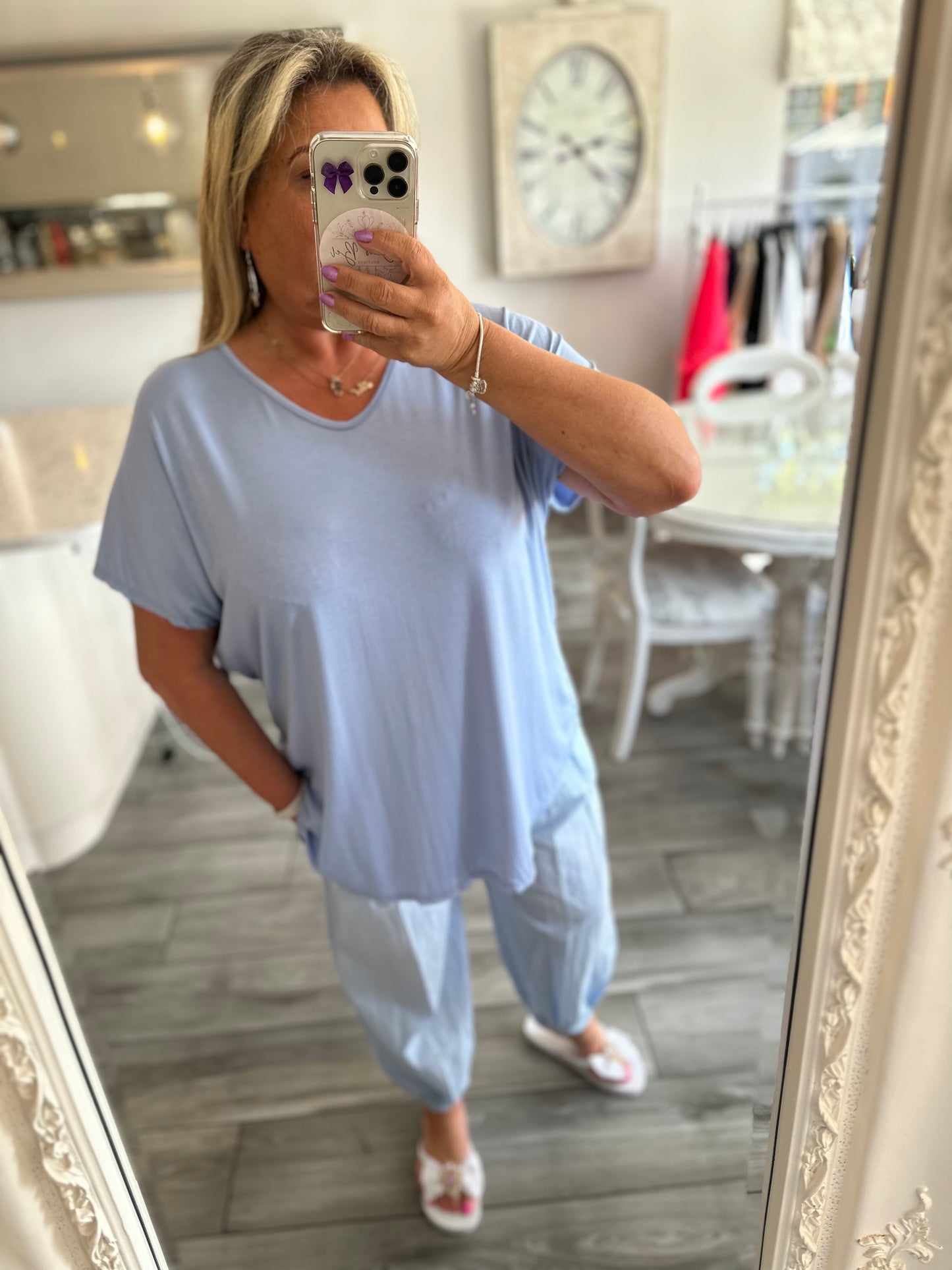 Iris V neck Loose Fit Tee