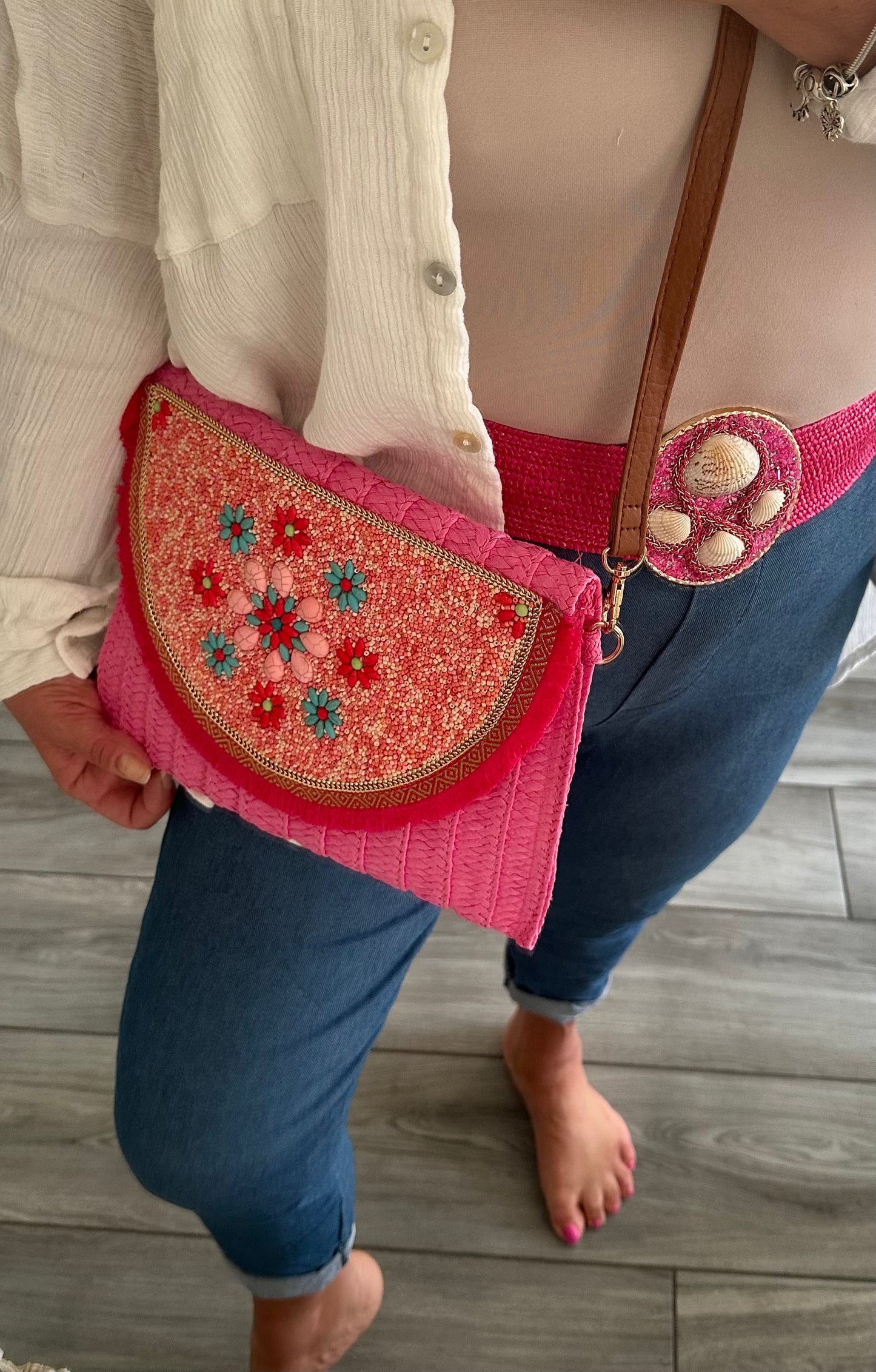 Ravello Elasticated Belt Round Buckle With Beads and Shells