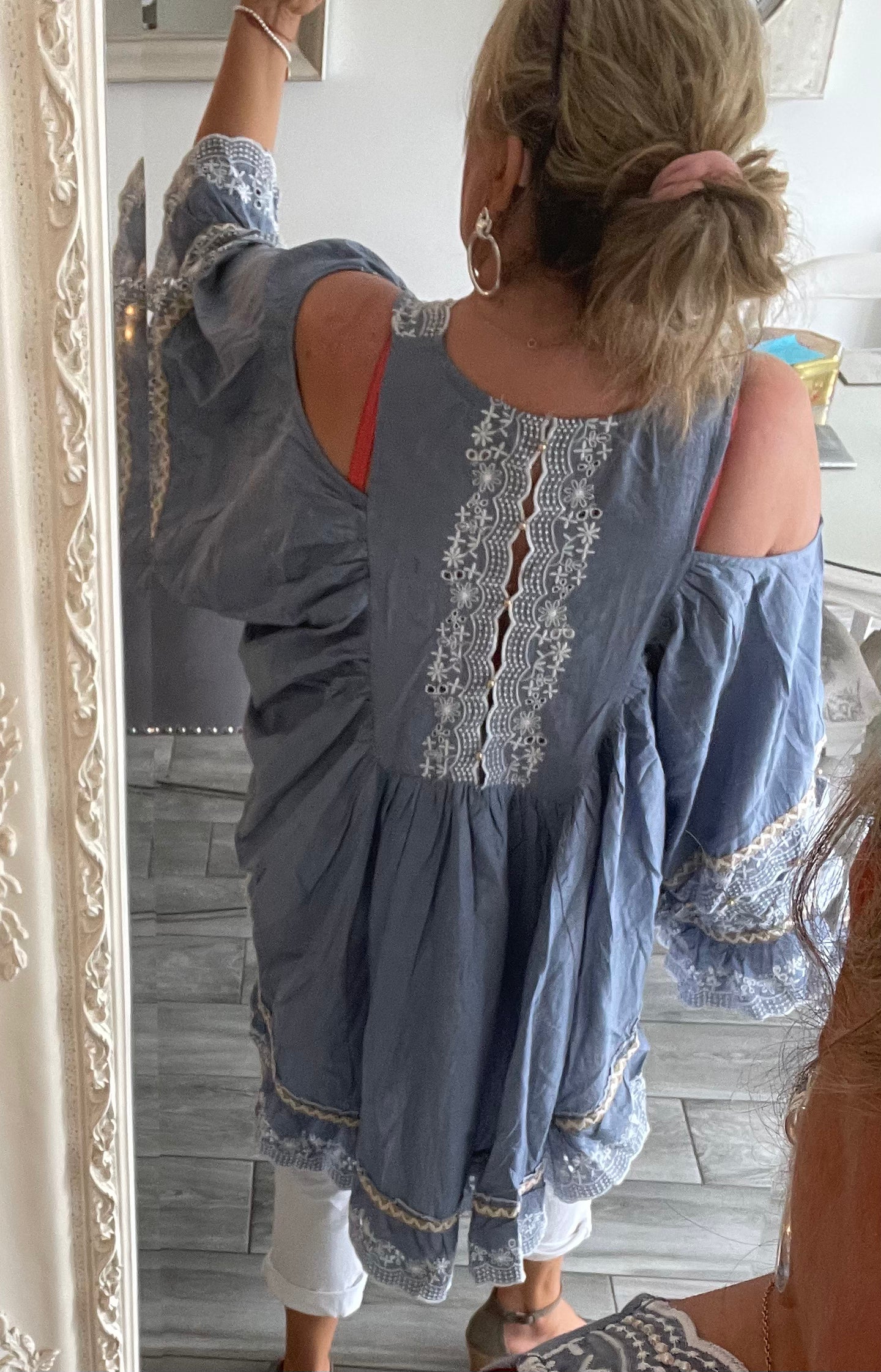 Izzy Cold Shoulder Top