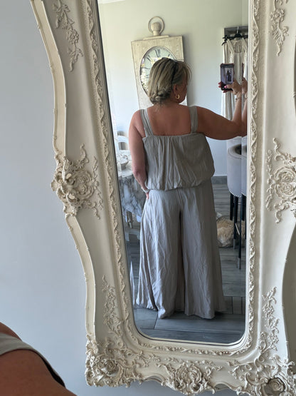 Sydney wide leg 2 piece set bubble vest top
