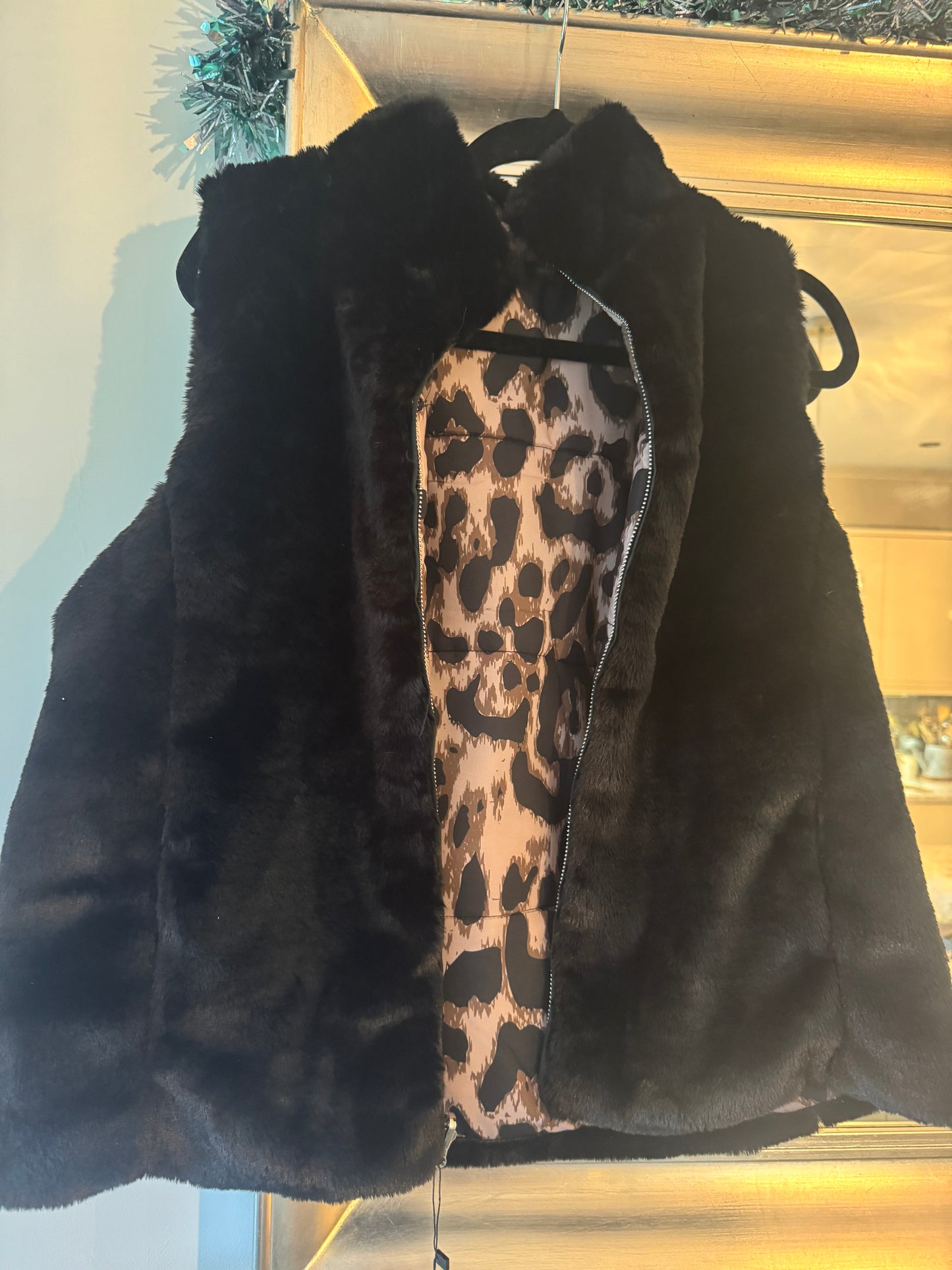 Coleen reversible faux fur and leopard print pocket gilet