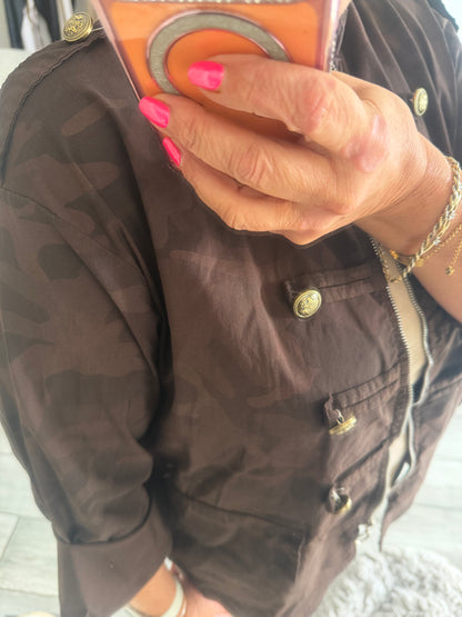 Maggie camo military style zip close lightweight jacket