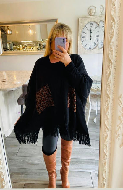 Fringe Shawl With Pockets