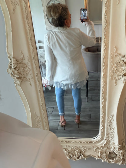Kim blazer with lace trim