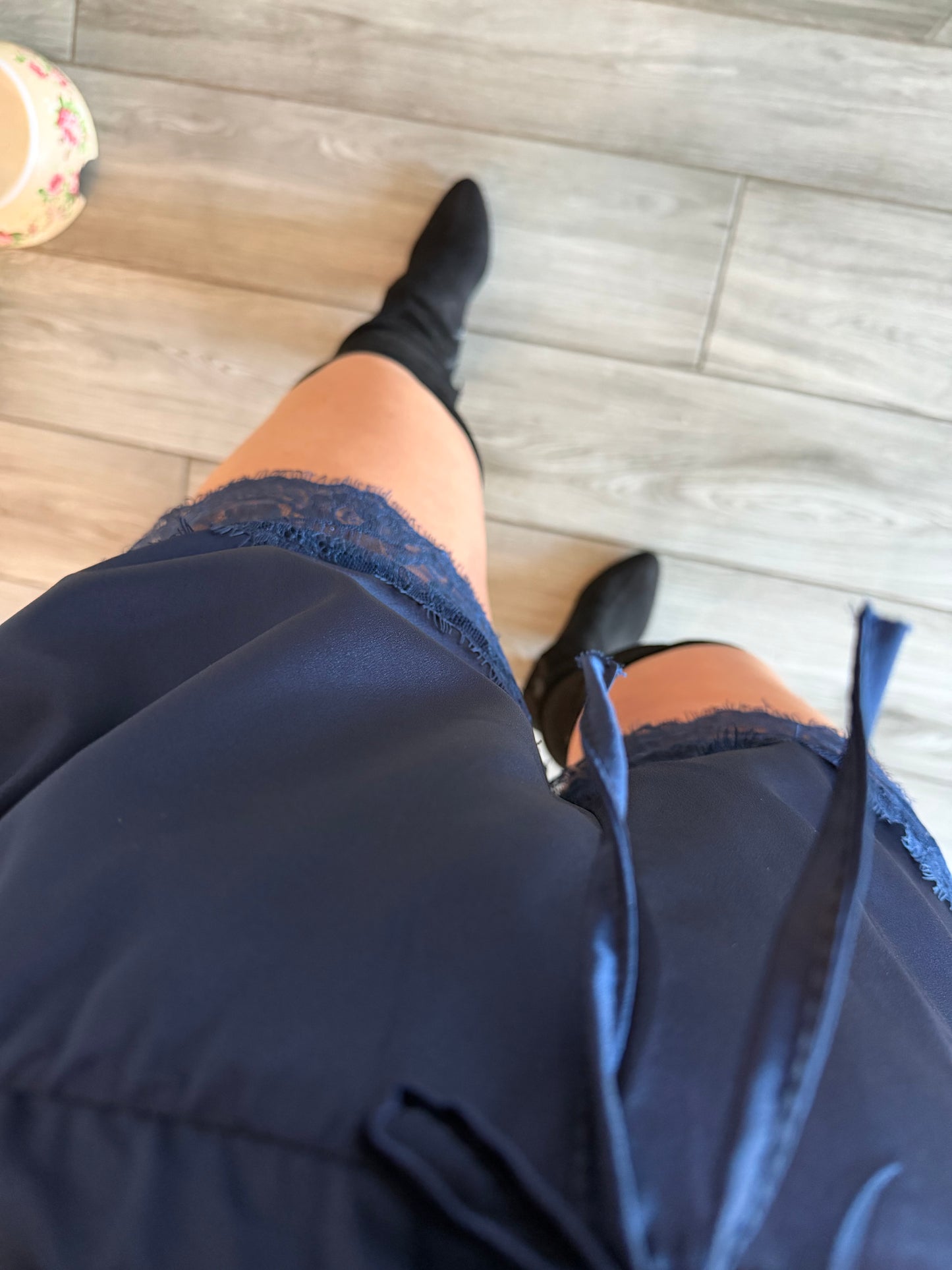 Faye satin lace shorts