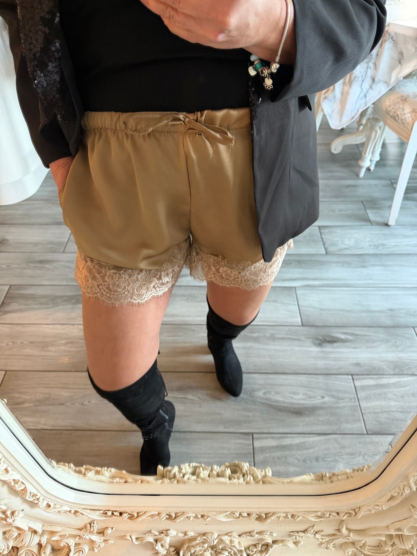 Faye satin lace shorts