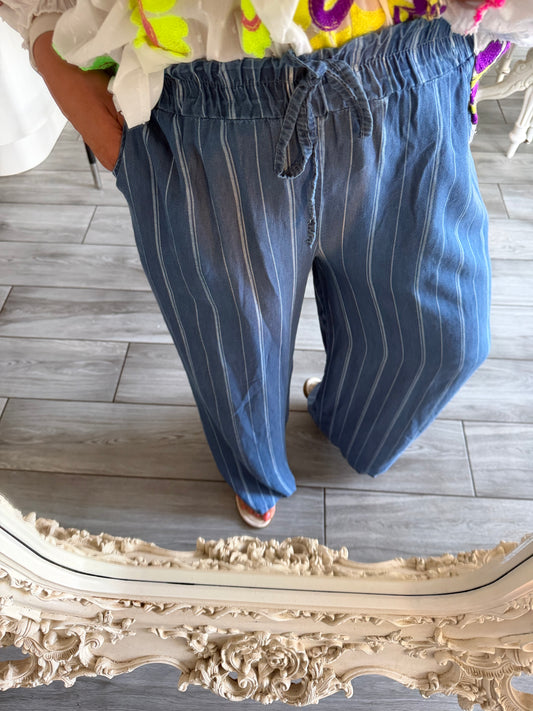Arabella loose fit wide leg Elasticated waist trousers strip