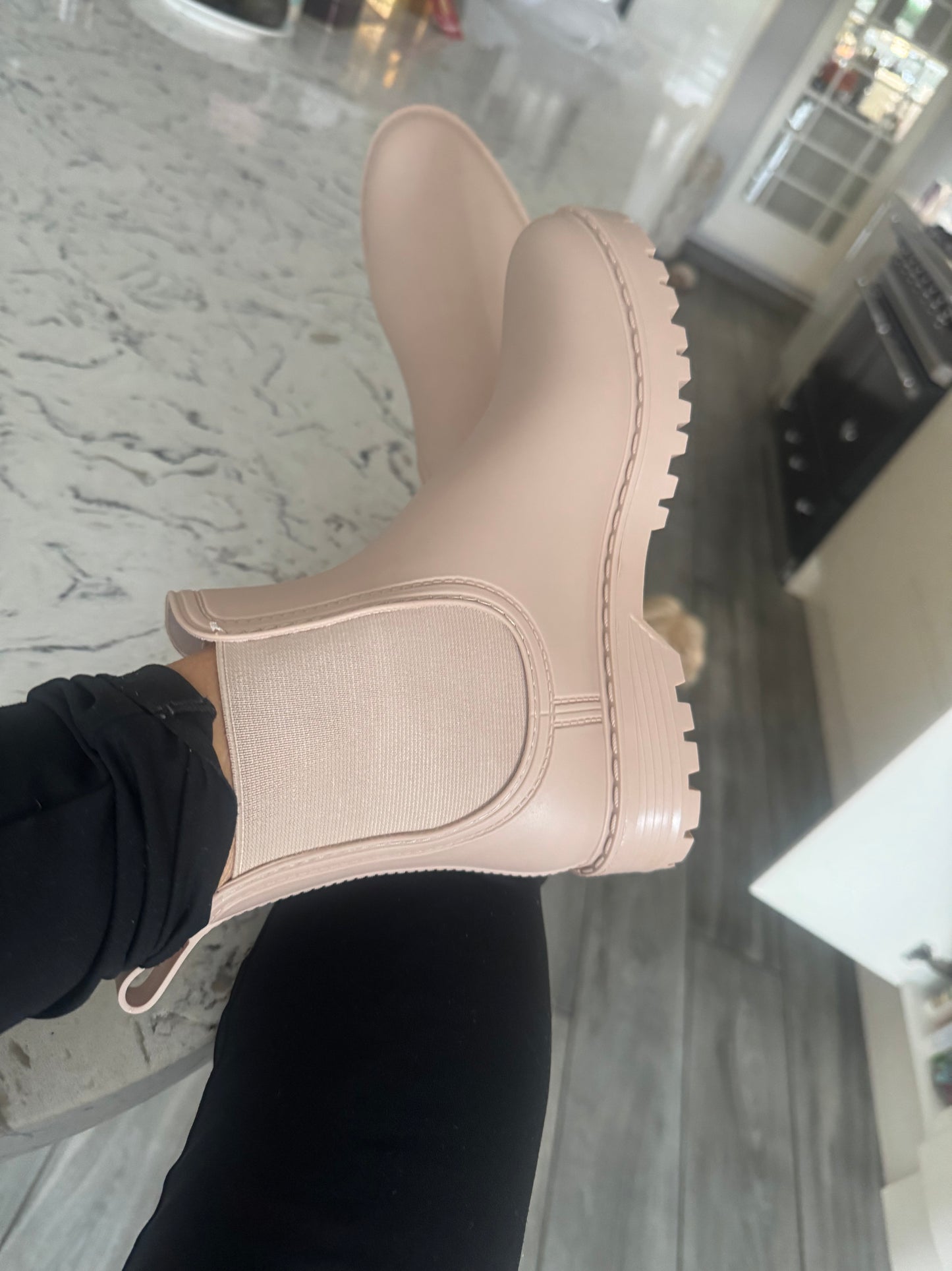 Wilma short wellie boots in beige pull on with Elasticated sides easy slip on