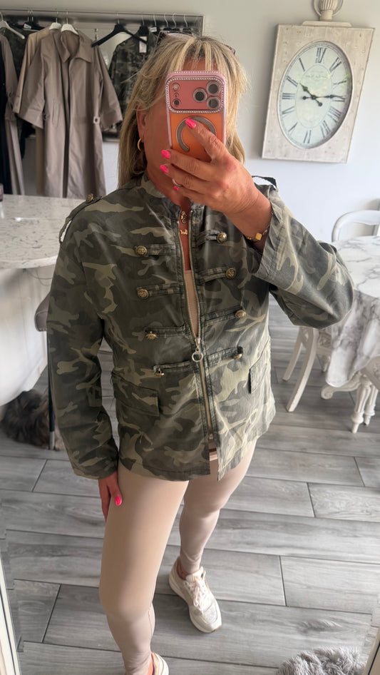 Maggie camo military style zip close lightweight jacket