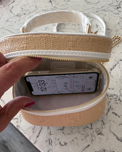 Gloria handbag with gold chain shoulder strap
