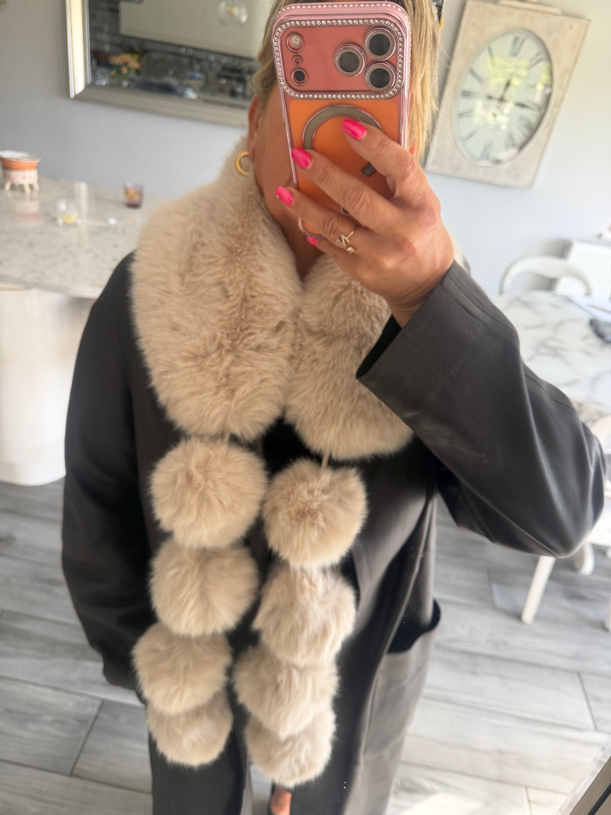Sherry luxury stole scarf by Alex Max