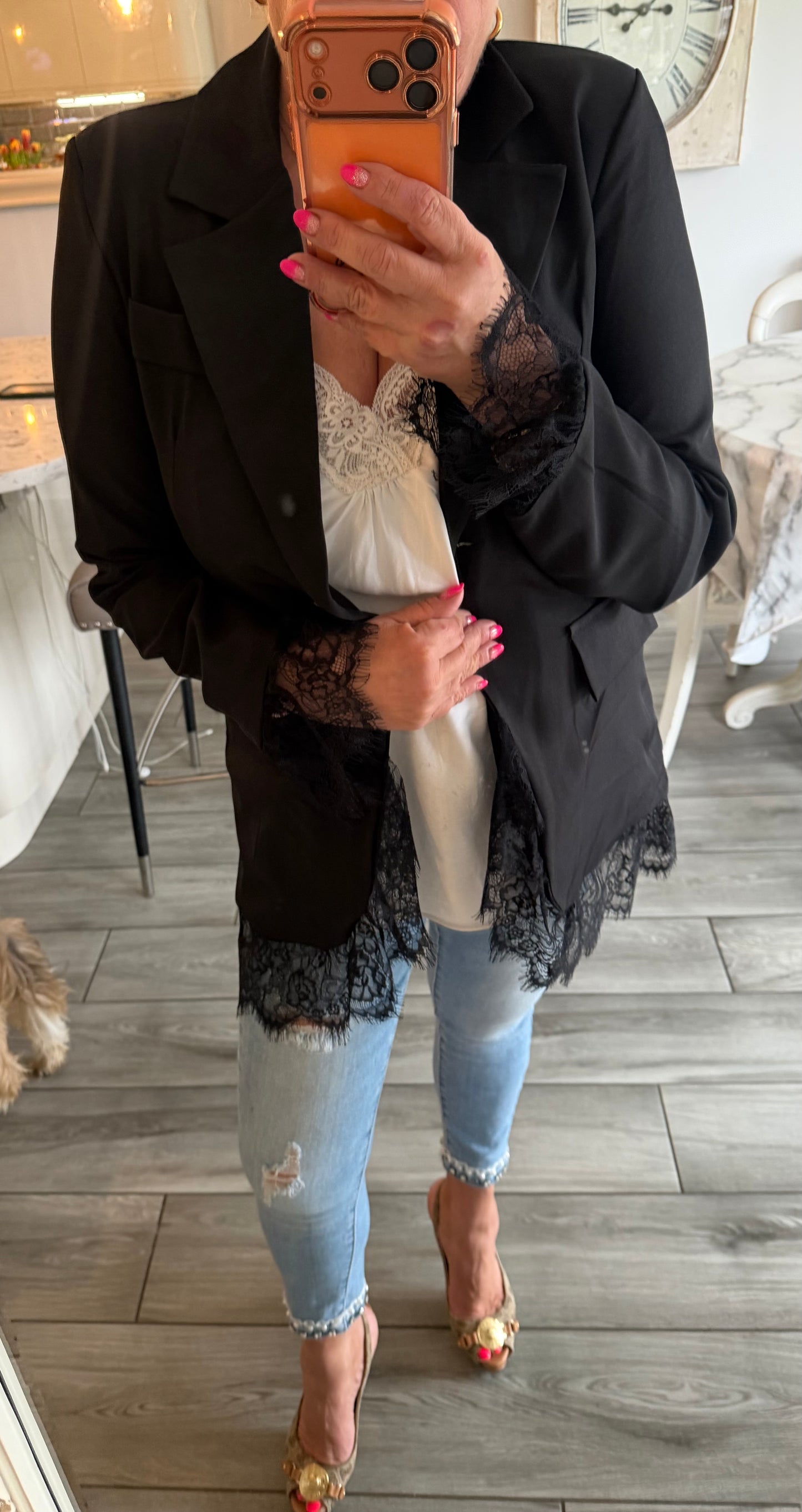 Kim blazer with lace trim