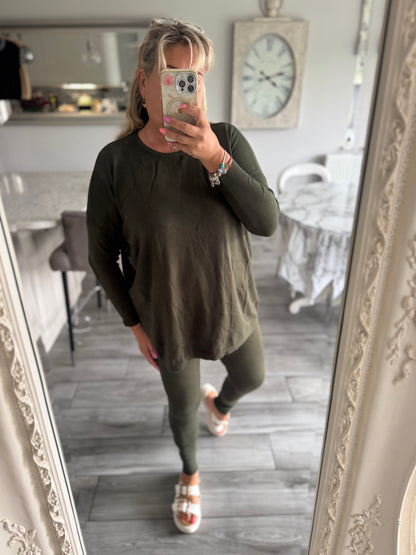 Kayla plain lounge set