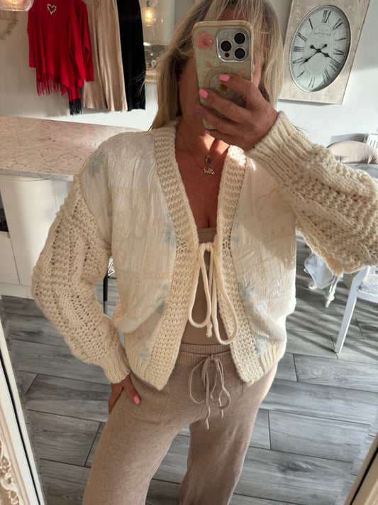 Mulan thick knit pretty cardigan cream