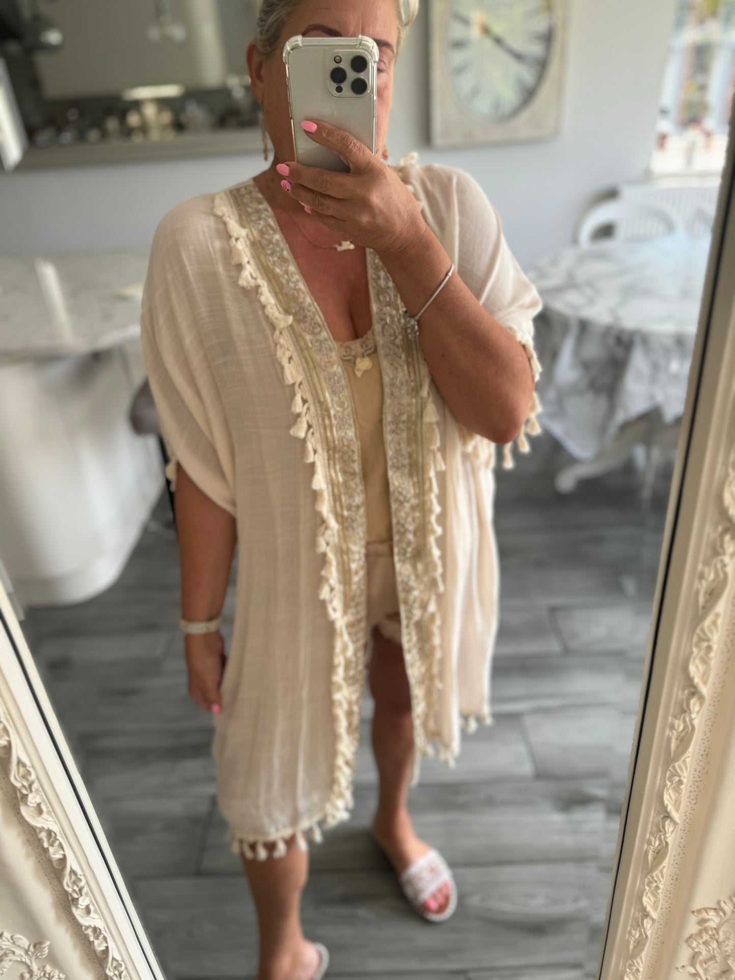 Laura kaftan