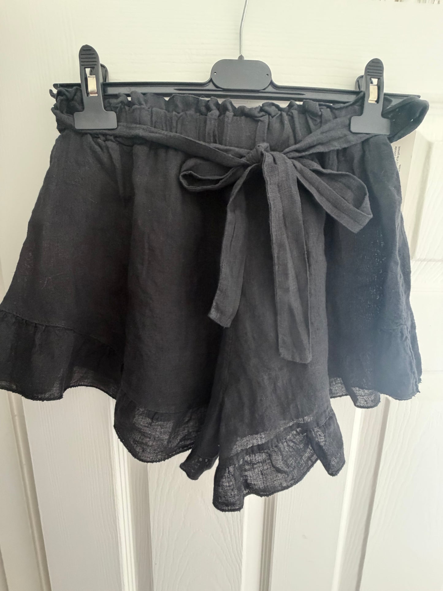 Daryl 100% linen shorts by puro Lino