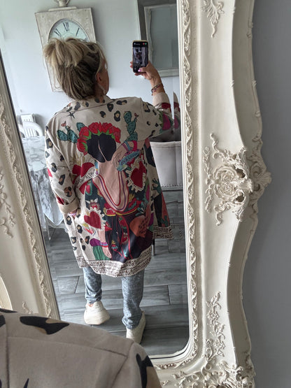 Frida stunning jacket with pockets