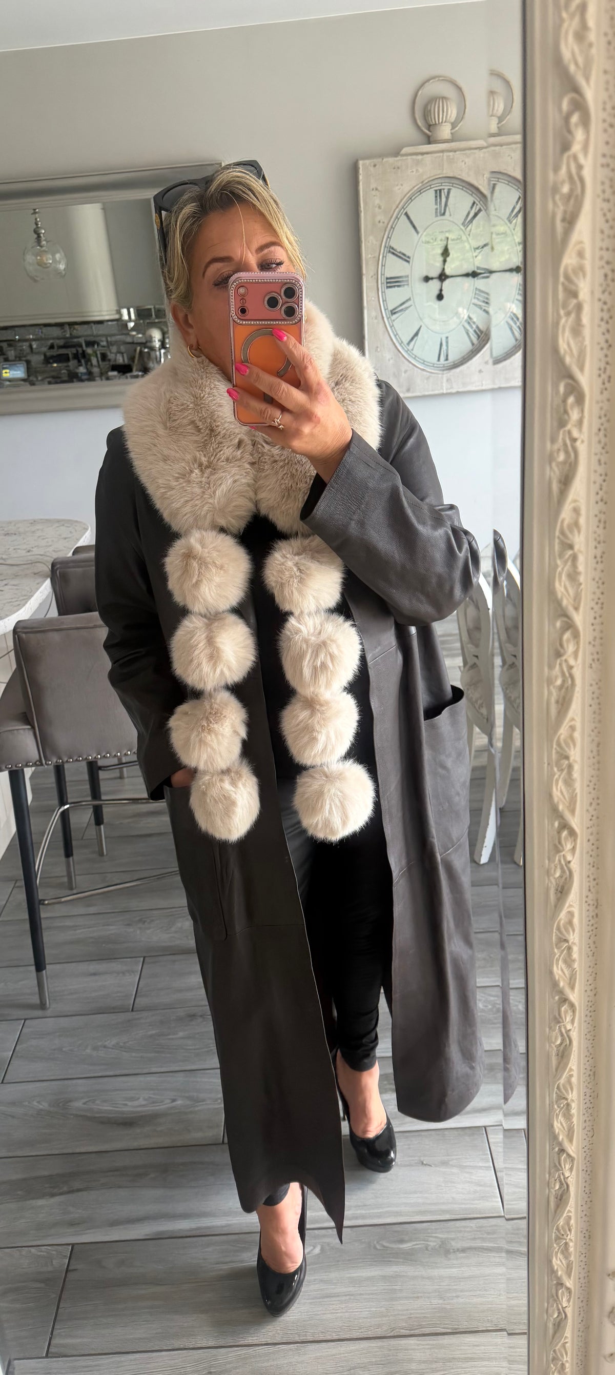Sherry luxury stole scarf by Alex Max