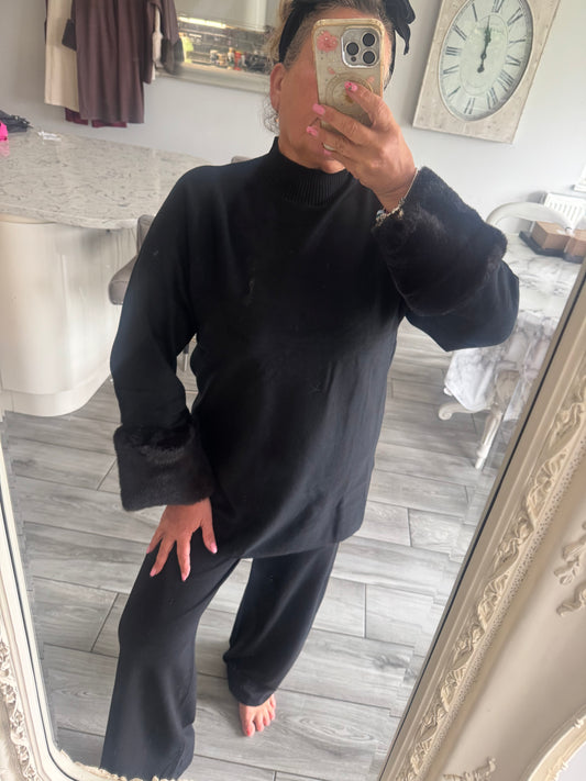 Bel faux fur cuff stunning quality 2 piece set by Letitia Mem