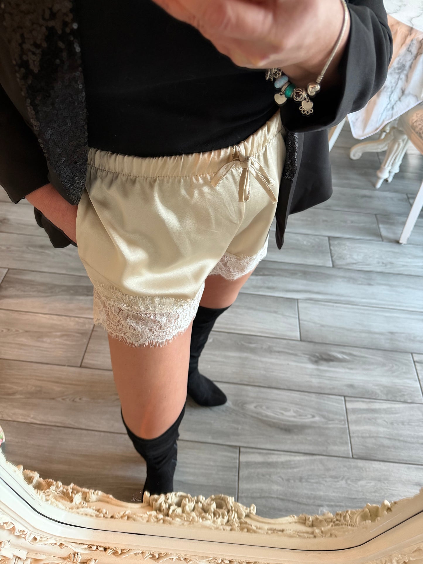 Faye satin lace shorts