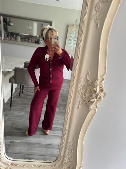 Ivy wine colour wide trouser leg set with flower detachable brooch