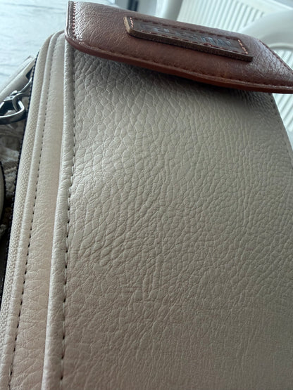 Lucy crossbody purse with coin purse