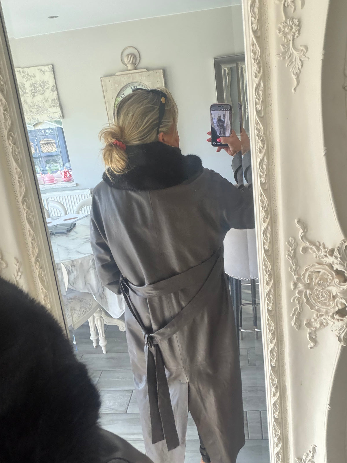 Sherry luxury stole scarf by Alex Max