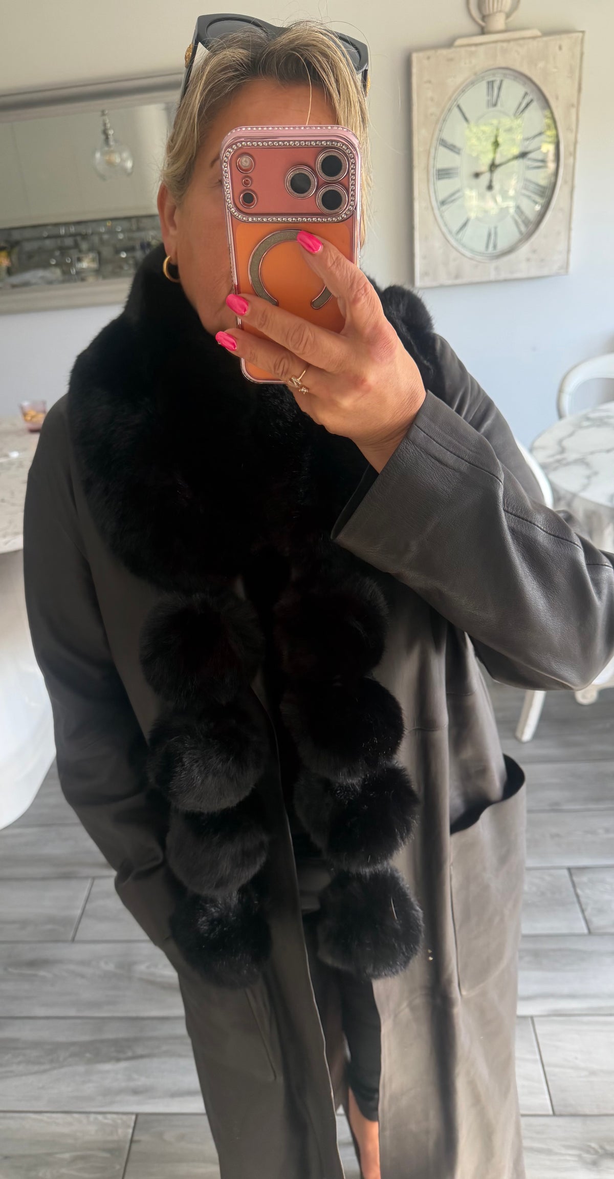 Sherry luxury stole scarf by Alex Max