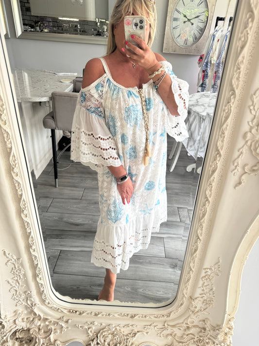 April oversized cold shoulder pretty dress