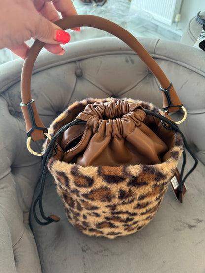 Patricia bucket faux fur bag