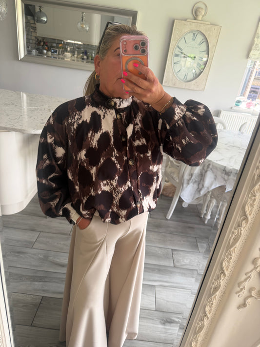 Cherrelle jacket or top leopard print