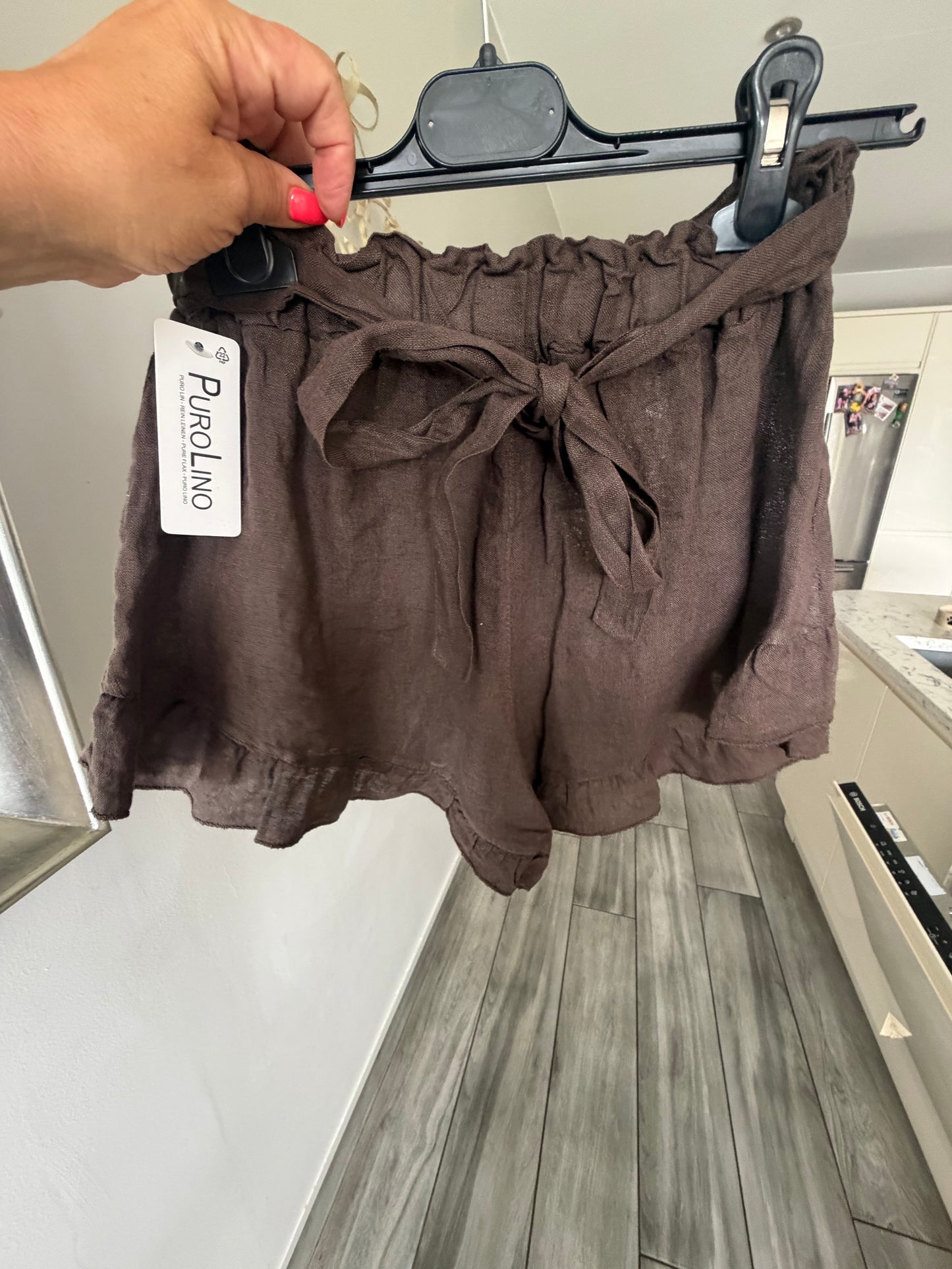 Daryl 100% linen shorts by puro Lino