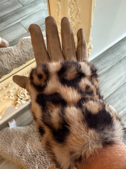 Angelina faux fur & suedette gloves leopard print